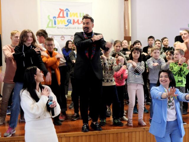 "Kids to Kids" Foundation, "Likarsky Front" NGO and Premier Food jointly organized Christmas celebration for orphan children